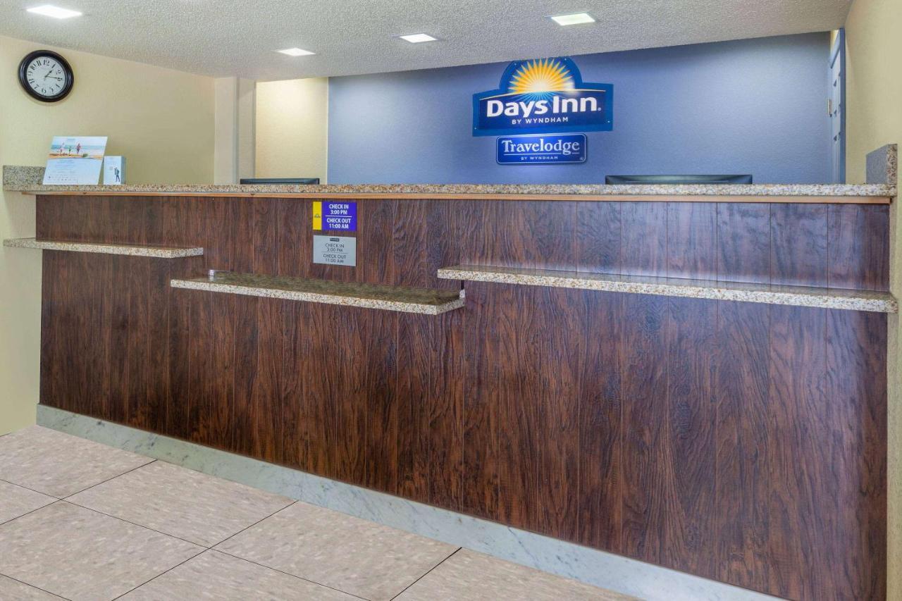 Travelodge By Wyndham Charles Town - Harpers Ferry Exterior photo
